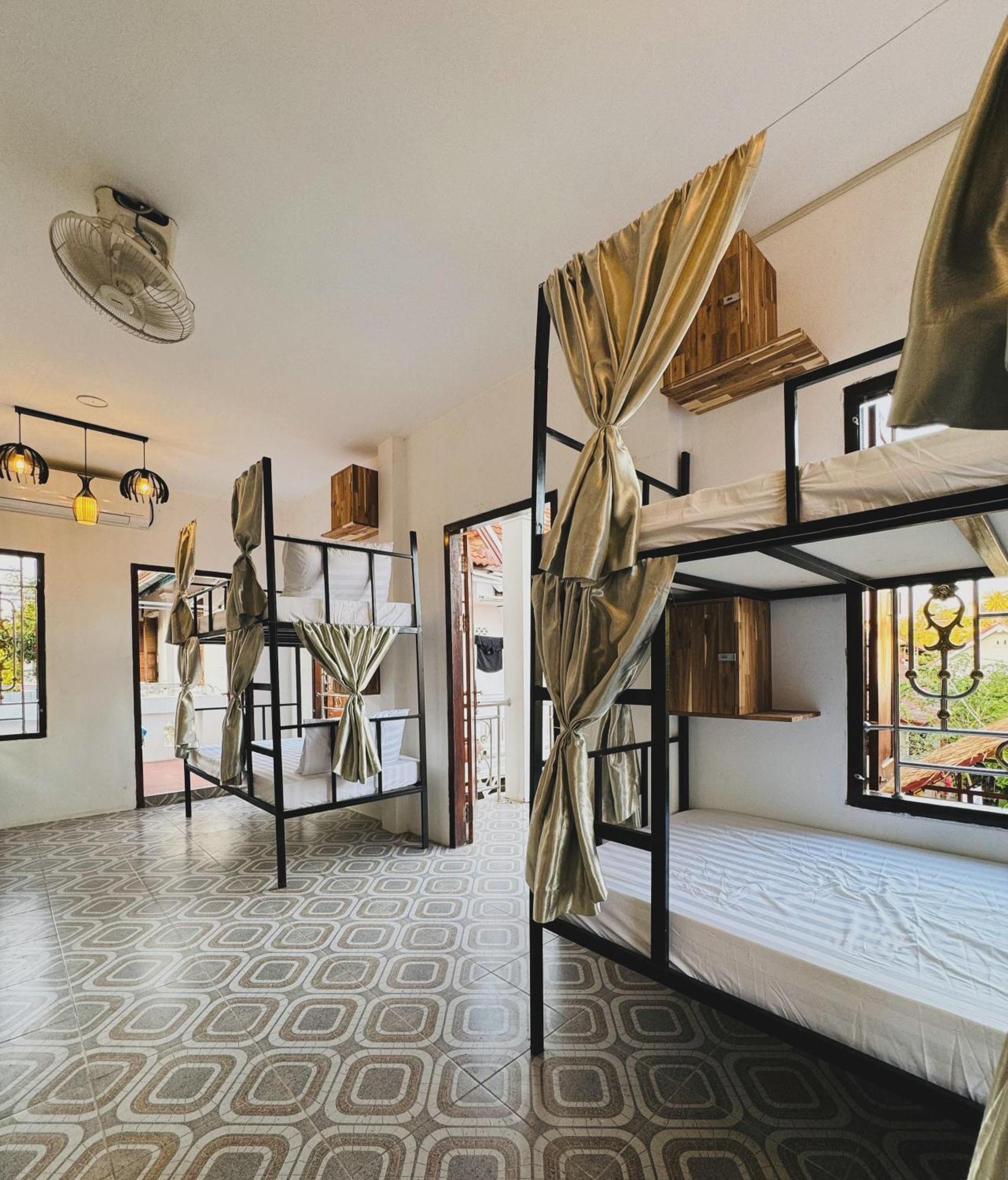 Sabai Sabai Luang Prabang Hostel ภายนอก รูปภาพ