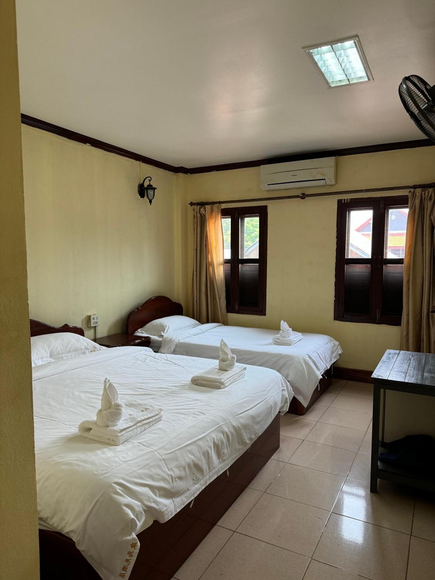 Sabai Sabai Luang Prabang Hostel ภายนอก รูปภาพ